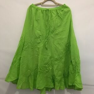 Metro Wear Green Women's Skirt Size XL